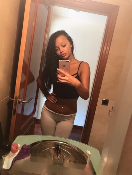 Sancaktepe Premium Escort Ceren ile Unutulmaz Saatler